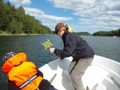 sdc12169 Det gäller att få ner krokarna på rätt djup ...